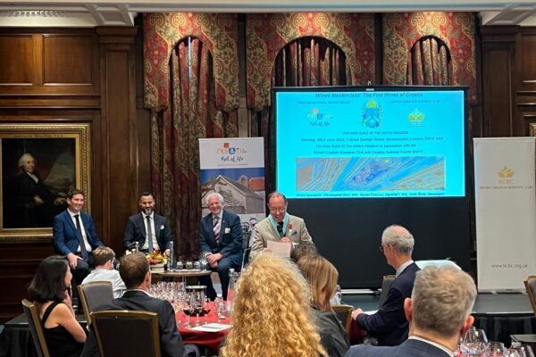 WhatsApp Image 2024-06-04 at 14.06.48 (2)